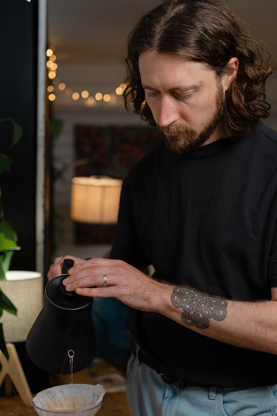 Chris, freda-coffee.live founder, Working in Bond Street Coffee Sussex